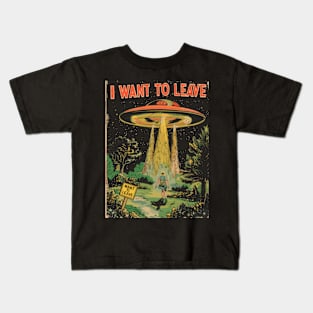 Vintage UFO Abduction Magazine Cover Poster Kids T-Shirt